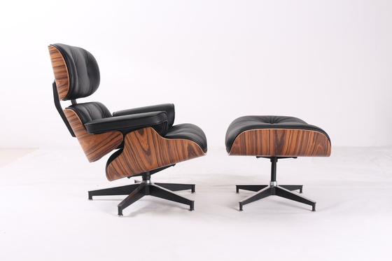 Vraie couleur d'intérieur en cuir confortable de noix de chaise longue de cabriolet